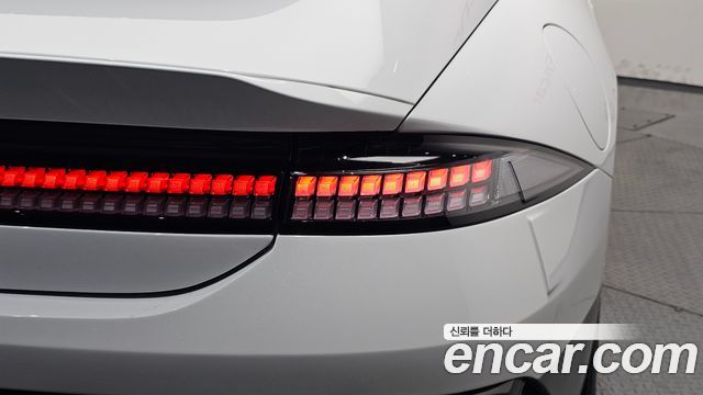 Hyundai Ioniq 6 Long Range AWD Prestige 2025 — фото 23
