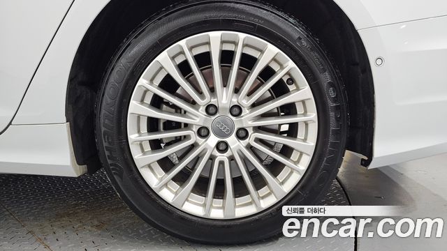 Audi A6 (C8) 45 TFSI Quattro Premium 2020 — фото 21