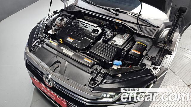 Volkswagen Arteon 2.0 TDI Premium 2019 — фото 6