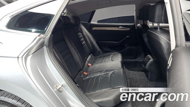 Volkswagen Arteon 2.0 TDI Premium 2019 — фото 11