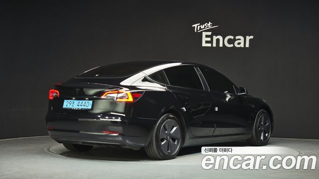 Tesla Model 3 Long Range AWD 2021 — фото 2