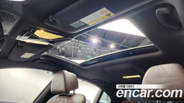 BMW 7 Series (G11) 730d xDrive M Sport 2018 — фото 18