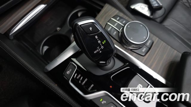 BMW 5 Series (G30) 530i xDrive M Sport Package Plus 2018 — фото 9