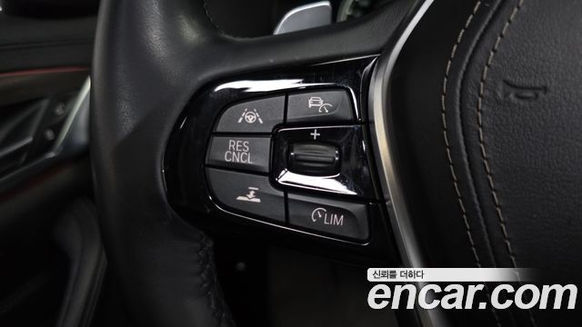 BMW 5 Series (G30) 530i xDrive M Sport Package Plus 2018 — фото 18