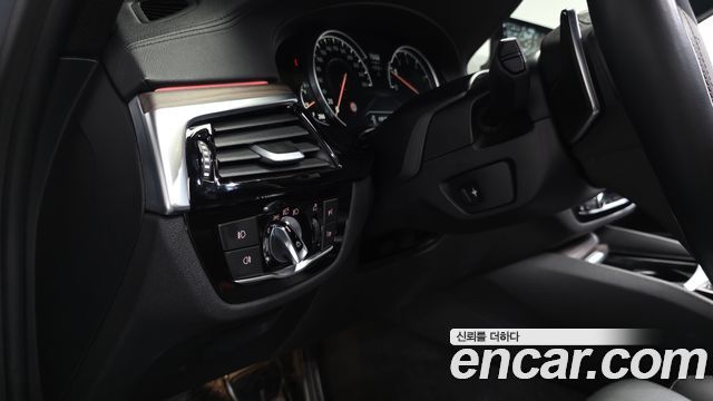 BMW 5 Series (G30) 530i xDrive M Sport Package Plus 2018 — фото 37