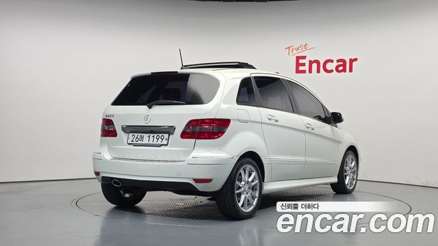 Mercedes-Benz B-Class (W245) B200 2011 — фото 2