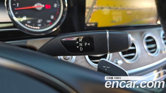 Mercedes-Benz E-Class (W213) E220d Exclusive 2018 — фото 9