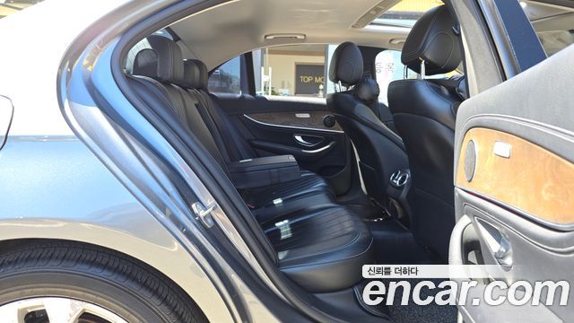 Mercedes-Benz E-Class (W213) E220d Exclusive 2018 — фото 12