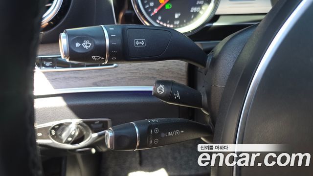 Mercedes-Benz E-Class (W213) E220d Exclusive 2018 — фото 27