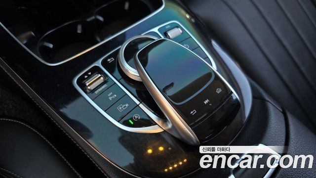 Mercedes-Benz E-Class (W213) E220d Exclusive 2018 — фото 29