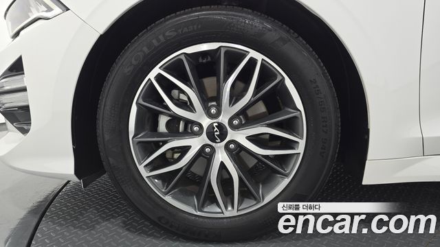 Kia K5 (III) 2.0 Prestige 2023 — фото 5