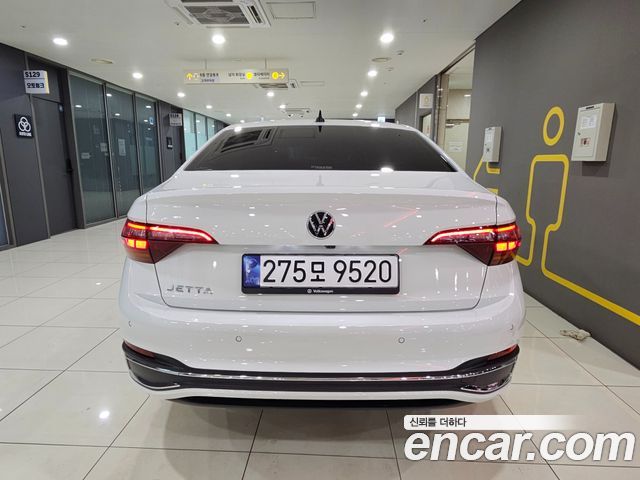 Volkswagen Jetta (VII) 1.5 TSI Prestige 2023 — фото 4