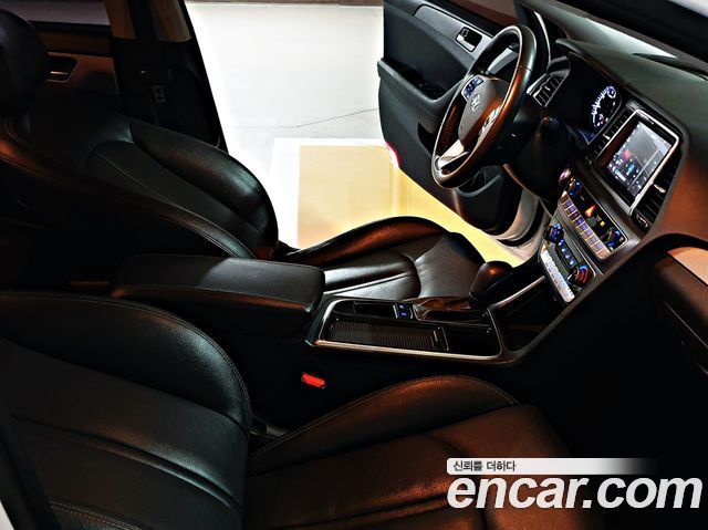 Hyundai Sonata New Rise LPI Style 2019 — фото 8