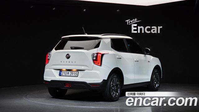 KG Mobility (SsangYong) Very New Tivoli Gasoline 1.5 2WD V7 2023 — фото 2