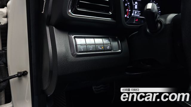 KG Mobility (SsangYong) Very New Tivoli Gasoline 1.5 2WD V7 2023 — фото 17