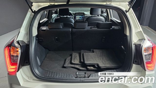 KG Mobility (SsangYong) Very New Tivoli Gasoline 1.5 2WD V7 2023 — фото 20