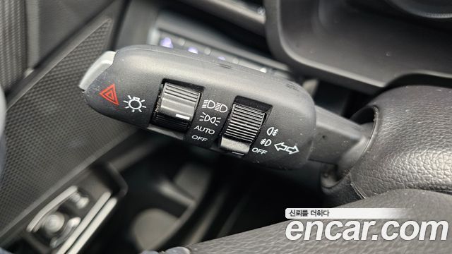 KG Mobility (SsangYong) Very New Tivoli Gasoline 1.5 2WD V7 2023 — фото 30