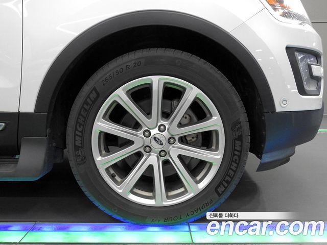 Ford Explorer 2.3 Limited 4WD 5th 2016 — фото 5