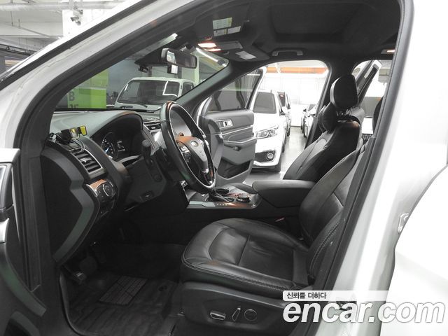 Ford Explorer 2.3 Limited 4WD 5th 2016 — фото 10