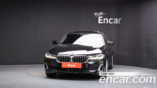 BMW 5 Series (G30) 530e Luxury 2021 — фото 3
