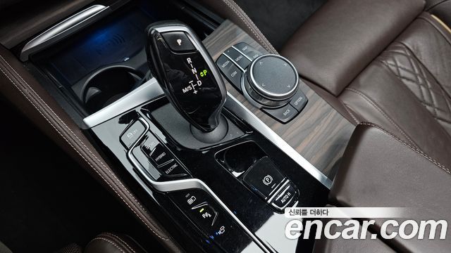 BMW 5 Series (G30) 530e Luxury 2021 — фото 9