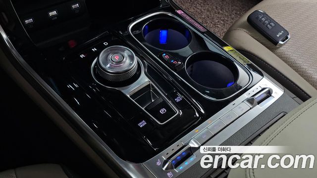 Kia Carnival (IV) Diesel 9-Seater Hi-Limousine Signature 2023 — фото 9