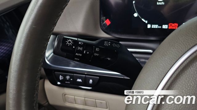 Kia Carnival (IV) Diesel 9-Seater Hi-Limousine Signature 2023 — фото 38