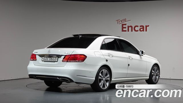 Mercedes-Benz E-Class (W212) E300 4MATIC Avantgarde 2015 — фото 2