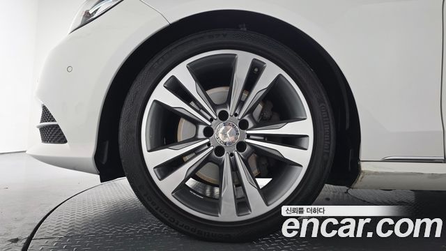 Mercedes-Benz E-Class (W212) E300 4MATIC Avantgarde 2015 — фото 5