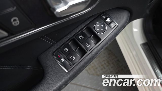Mercedes-Benz E-Class (W212) E300 4MATIC Avantgarde 2015 — фото 32