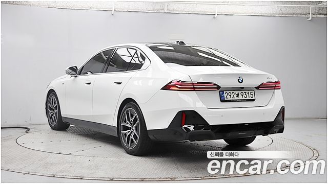 BMW 5 Series (G60) 520i M Sport 2024 — фото 2
