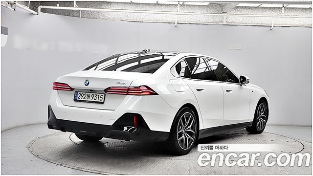 BMW 5 Series (G60) 520i M Sport 2024 — фото 4