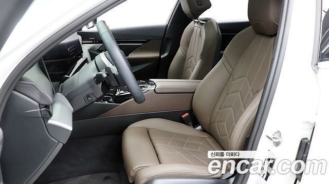 BMW 5 Series (G60) 520i M Sport 2024 — фото 17