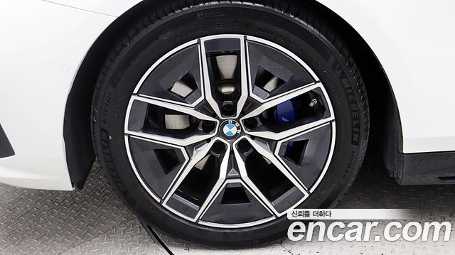 BMW 5 Series (G60) 520i M Sport 2024 — фото 19