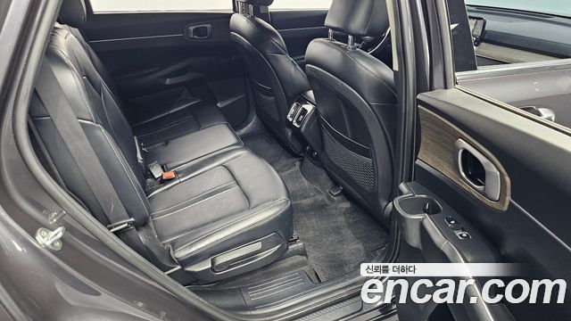 Kia Sorento (IV) Diesel 2.2 4WD Prestige 2023 — фото 12