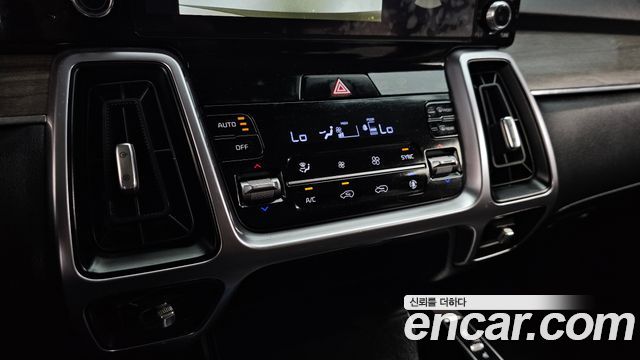 Kia Sorento (IV) Diesel 2.2 4WD Prestige 2023 — фото 29