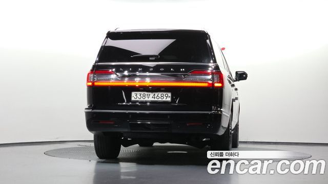 Lincoln Navigator (IV) 3.5L Black Label 2019 — фото 4