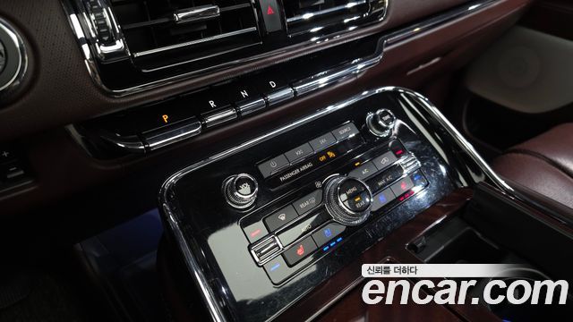 Lincoln Navigator (IV) 3.5L Black Label 2019 — фото 9