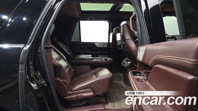 Lincoln Navigator (IV) 3.5L Black Label 2019 — фото 12