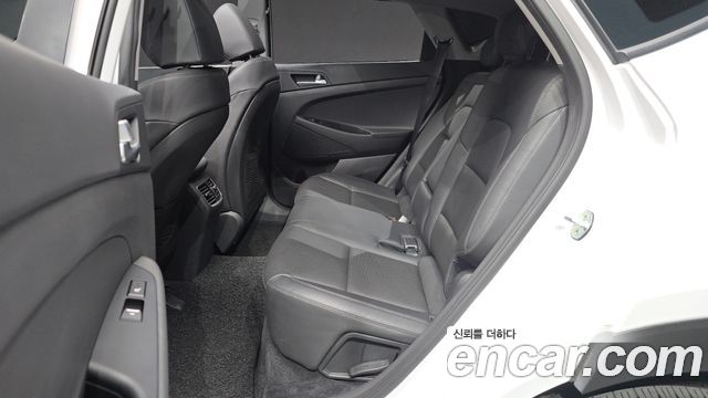 Hyundai Tucson Gasoline 1.6 turbo 2WD Modern 2019 — фото 12