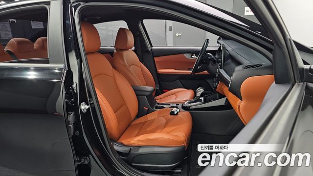 Kia K3 (II) 1.6 Prestige 2023 — фото 26