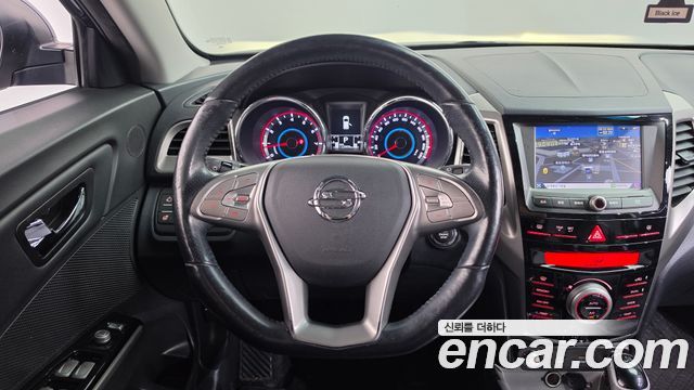 KG Mobility (SsangYong) Tivoli LX 2WD 2016 — фото 13