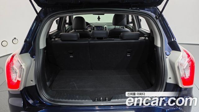 KG Mobility (SsangYong) Tivoli LX 2WD 2016 — фото 18