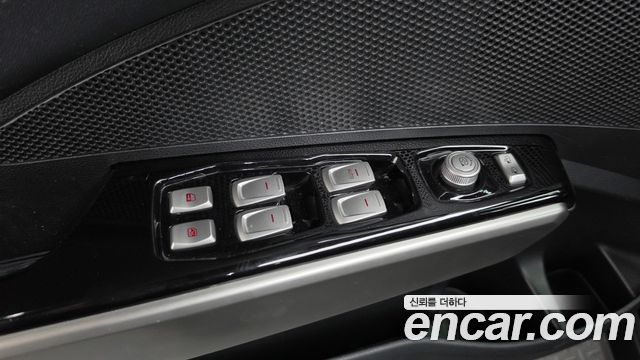 KG Mobility (SsangYong) Tivoli LX 2WD 2016 — фото 30