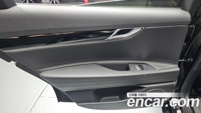 Genesis G80 (RG3) Gasoline 2.5 Turbo AWD 2024 — фото 25