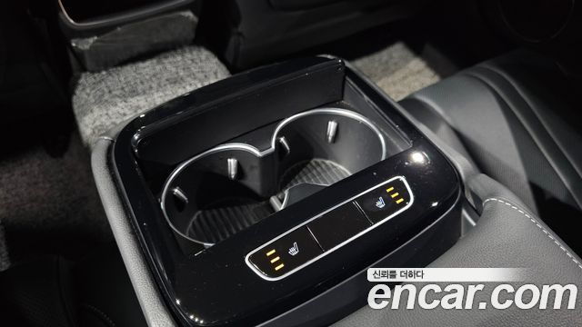 Genesis G80 (RG3) Gasoline 2.5 Turbo AWD 2024 — фото 32