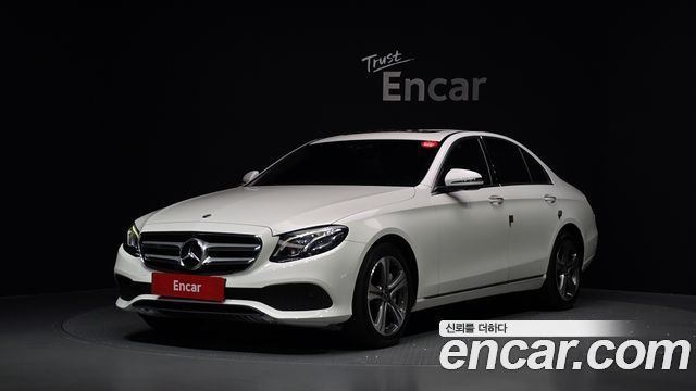 Mercedes-Benz E-Class (W213) E300 4MATIC Avnatgarde 2018 — фото 1