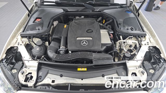 Mercedes-Benz E-Class (W213) E300 4MATIC Avnatgarde 2018 — фото 6