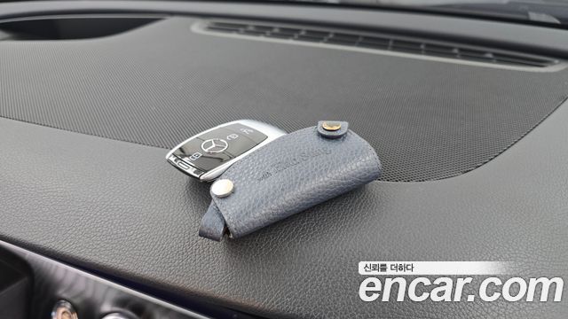 Mercedes-Benz E-Class (W213) E300 4MATIC Avnatgarde 2018 — фото 16