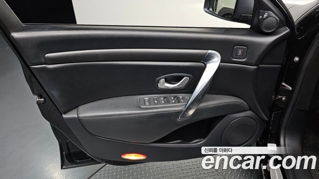 Renault Korea SM7 Nova LPLI 2.0 LPe Disabled 2016 — фото 24